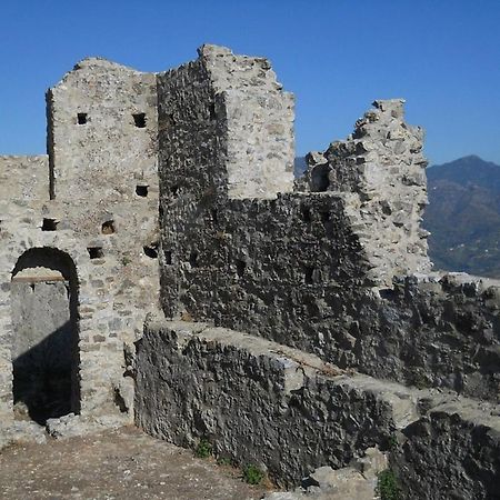 Bed and Breakfast Il Covo Dei Re Fiumedinisi Экстерьер фото
